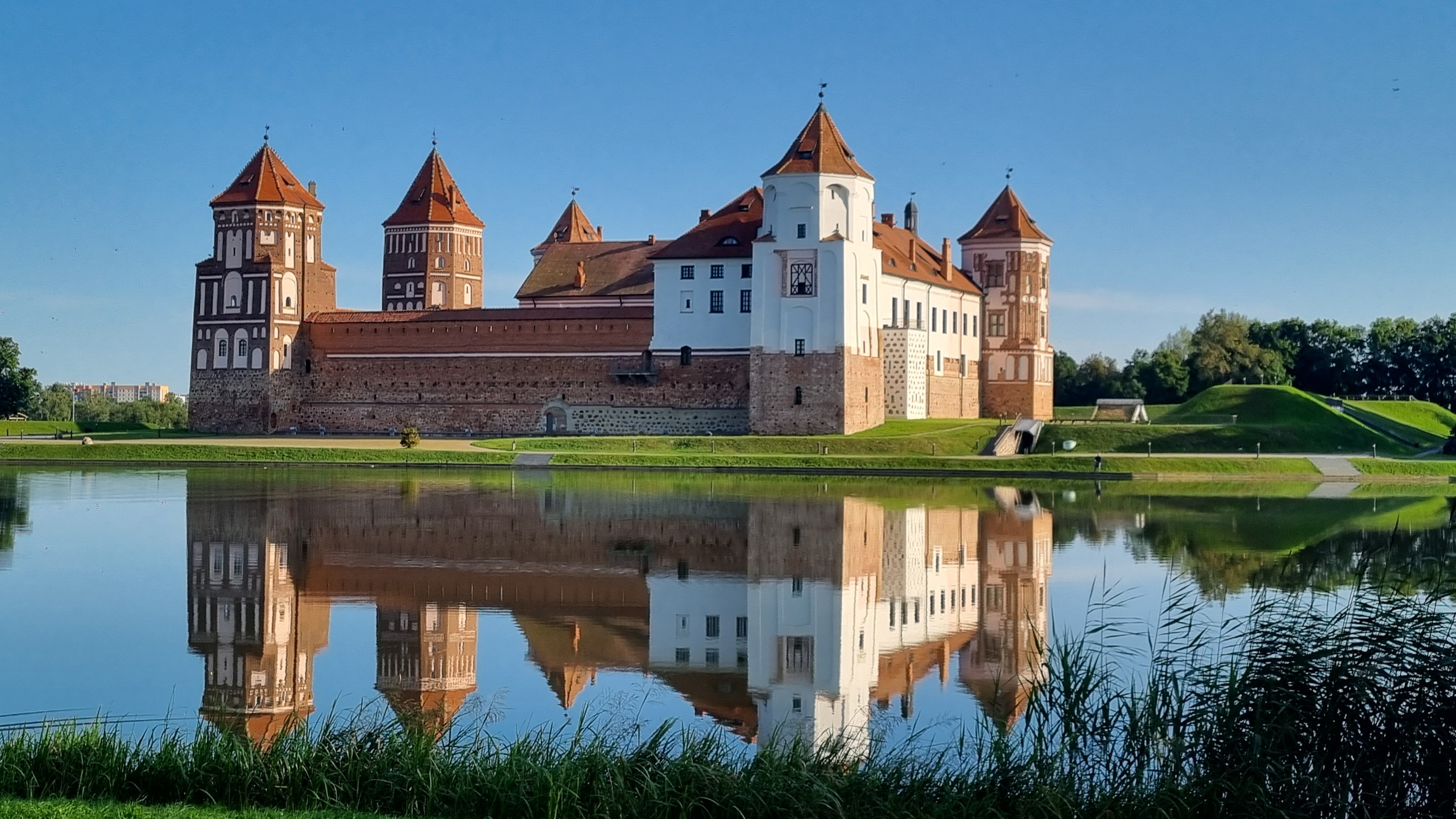 Мирский замок